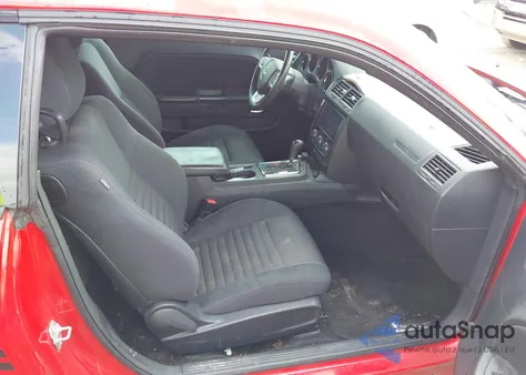 2014 Dodge Challenger Sxt из США, поврежденный, VIN 2C3CDYAG8EH214558